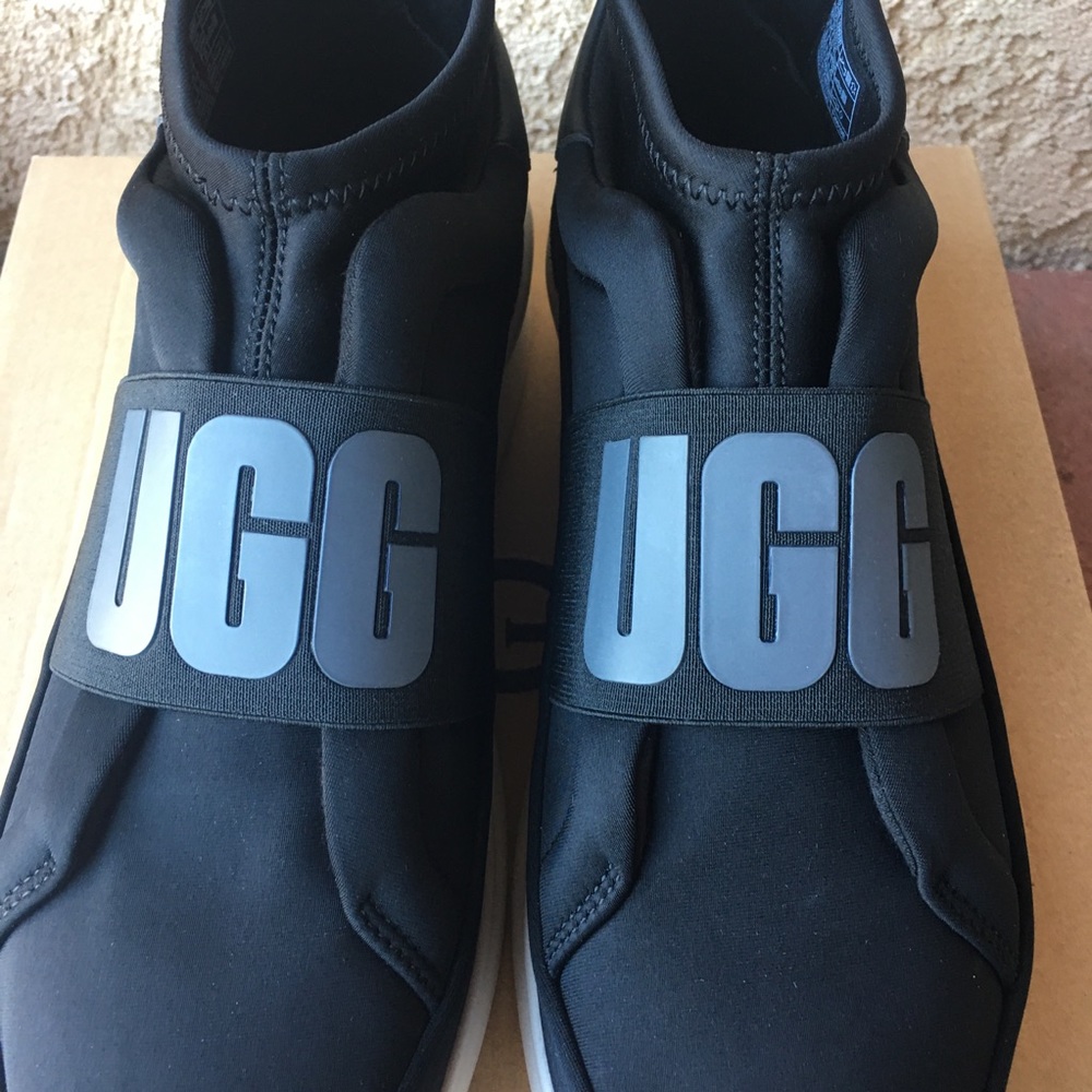 UGG shoes / Size  8 - Picture 3 of 5